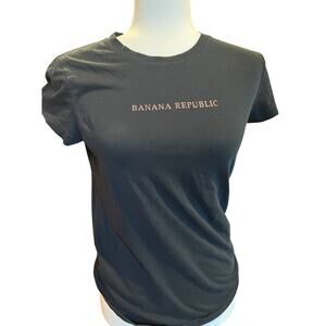 Banana Republic Black Logo Shirt Women’s Medium Classic Casual Minimalist Top